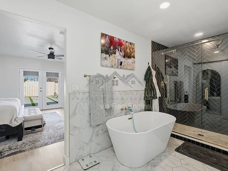 8516 E Lewis Ave — Photo 25