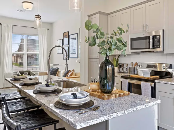 Avendale at The Colony