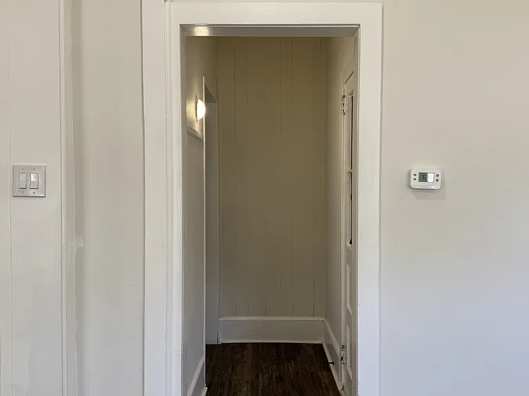 517 Bentley Ave #B — Photo 8