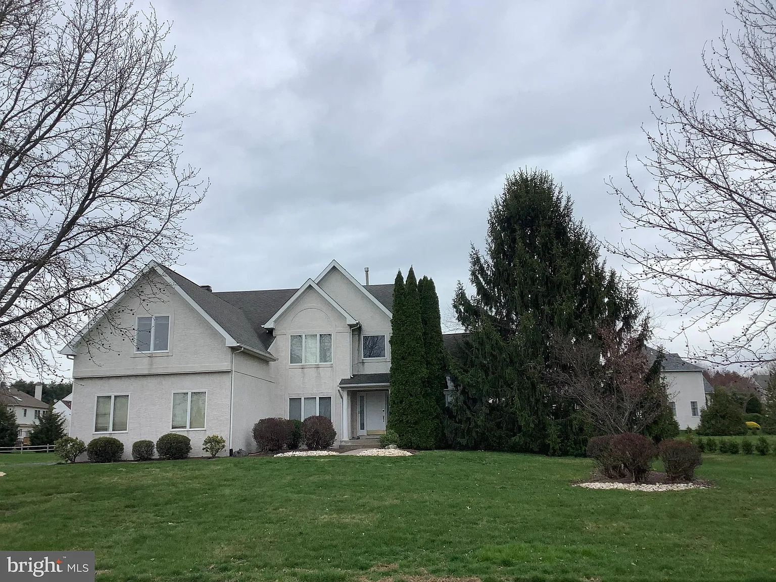 18 Dartmouth Ln photo 1