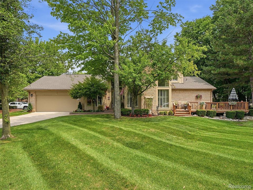 1st image of 43162 W Kirkwood Dr