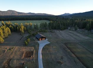 424 Meadow Ln, Sagle, ID 83860