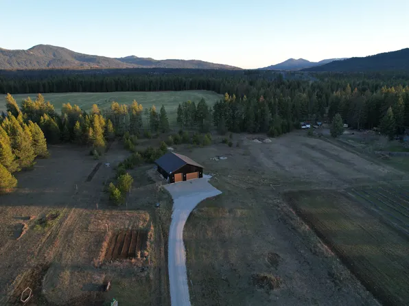 424 Meadow Ln, Sagle, ID 83860