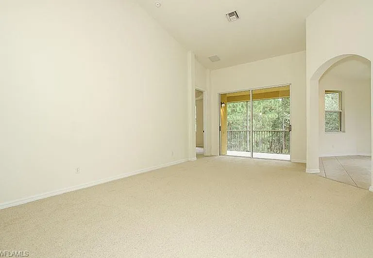 1315 Mariposa Cir #2204 — Photo 3