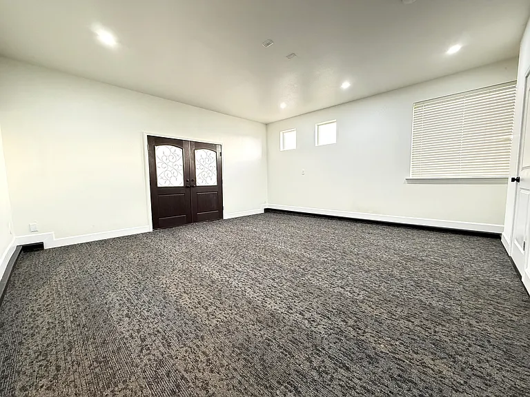 1028 Flyer Pl — Photo 27