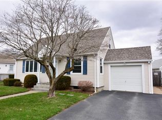 14 Saxonia Rd, Cranston, RI 02920