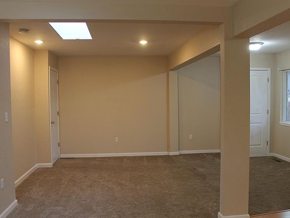 Open floor plan - Living Room