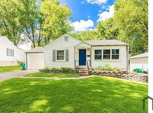 1026 Avant Dr, Saint Louis, MO 63137