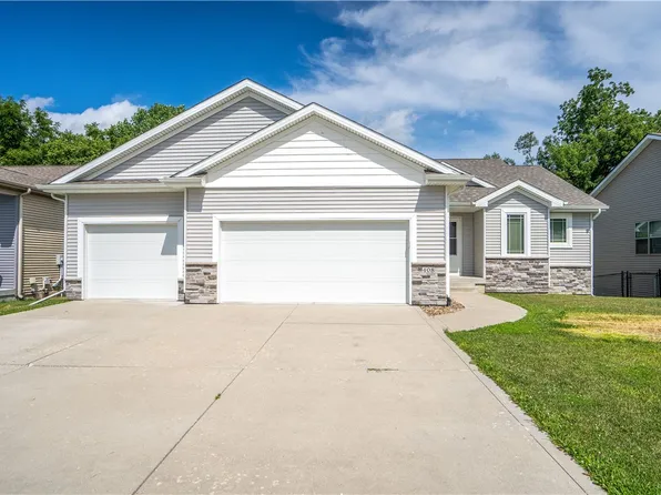 408 Sunflower Dr, Ames, IA 50014