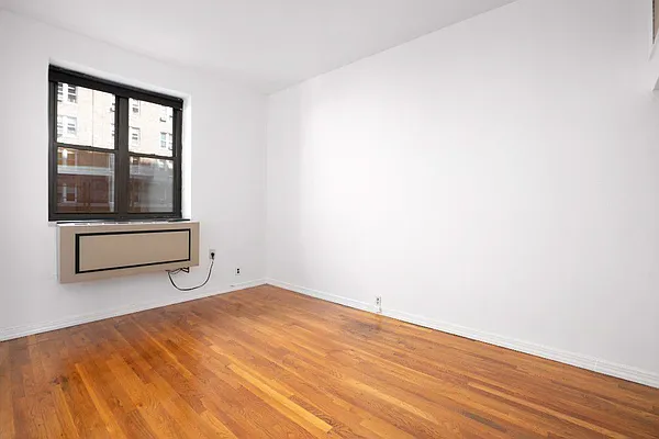 Rented by Charles Coutinho LLC | media 29