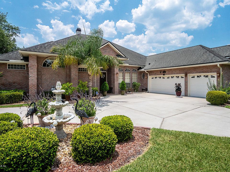 1st image of 2502 Country Club Blvd