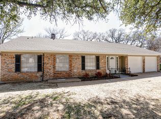 812 Stratford Dr, Bedford, TX 76021