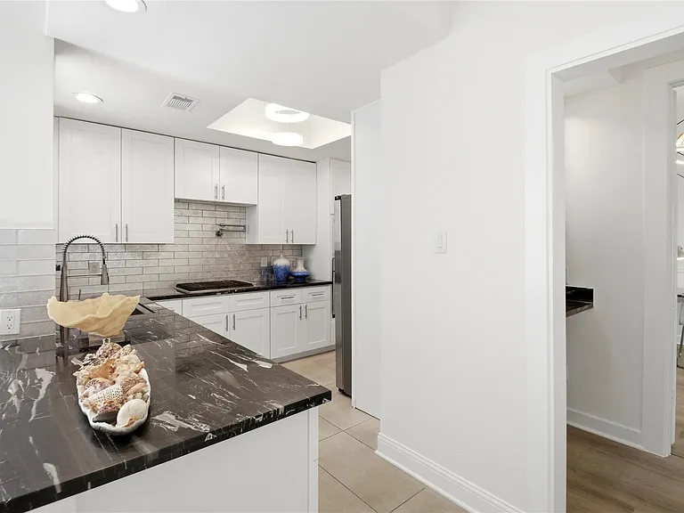 9407 Denbury Way — Photo 14