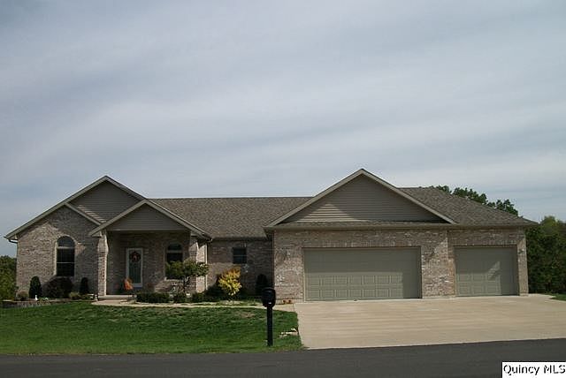 Home for Sale in Quincy, IL $284,900