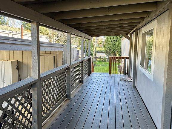 4th image of 1103 N Springbrook Rd Unit 6