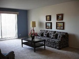 2nd image of 850 Wellington Ave Unit 219