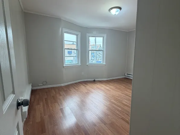 176 Bloomfield Ave Floor 2, Newark, NJ 07104