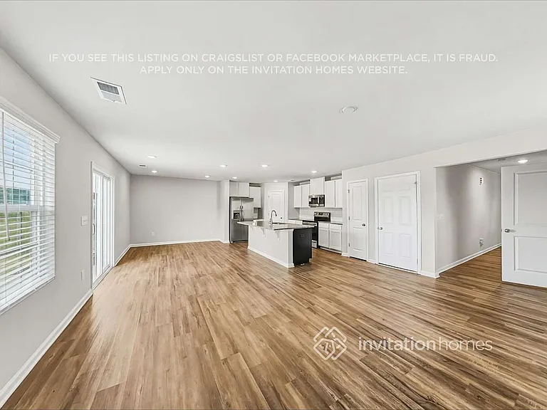 1106 Woodhouse Dr — Photo 5