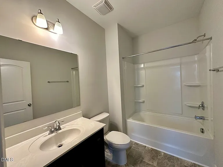 653 Grand Central Sta — Photo 26