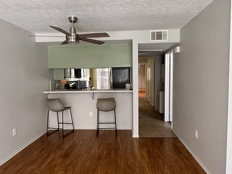 610 S Santa Fe St #2 — Photo 5