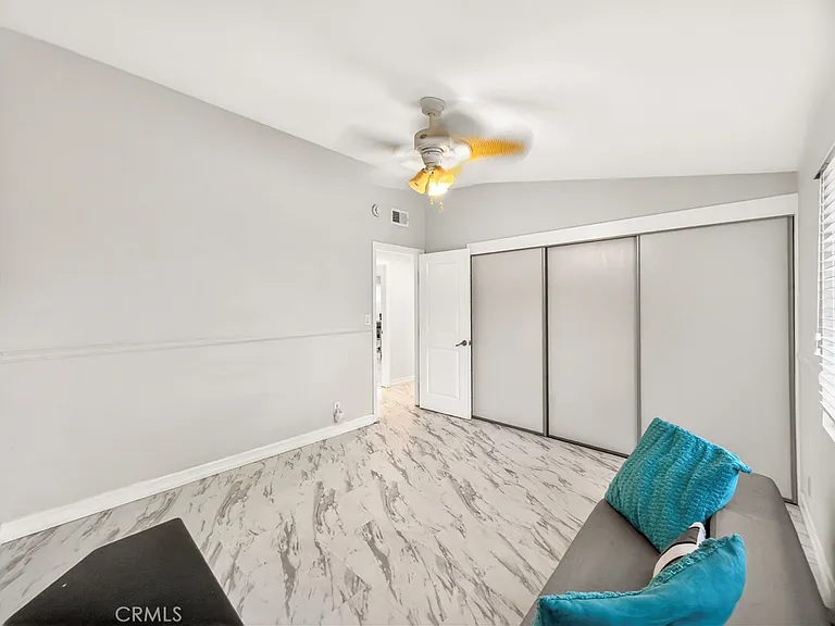 20520 Rhoda St — Photo 19