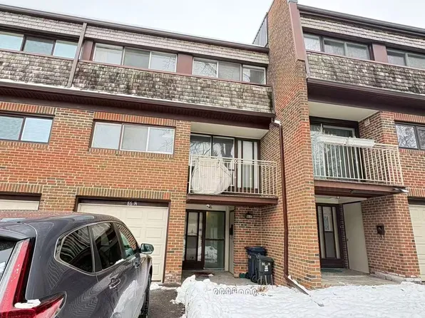 86 Castlebury Cres #14, Toronto, ON M2H 1W8