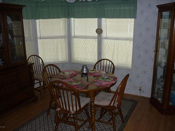 3rd image of 727 Indian Hill Dr