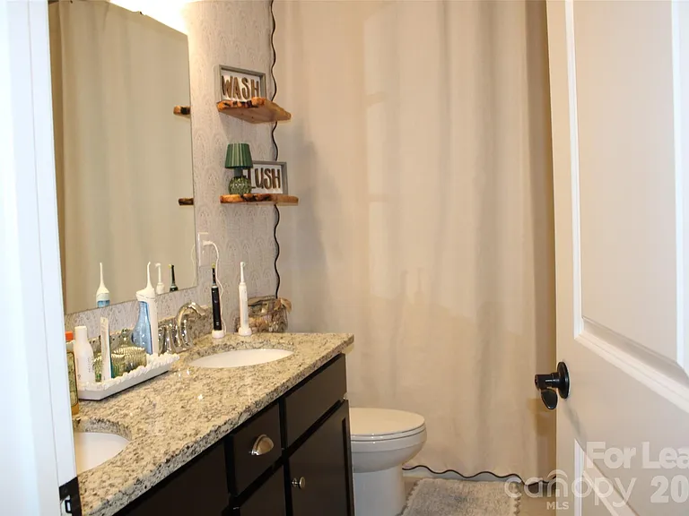 4181 Palm Dr — Photo 15