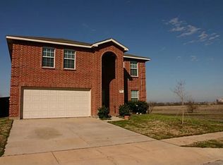 3824 Country Ln, Fort Worth, TX 76123