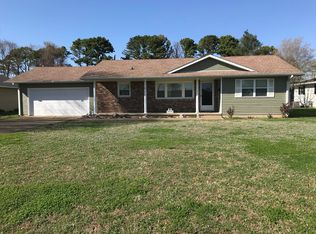 1613 10th St, West Plains, MO 65775