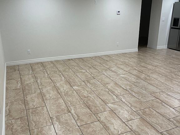 5th image of 1600 Yates St #1600