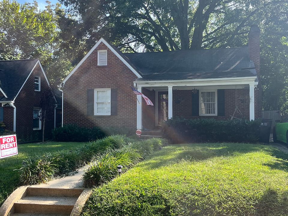 2nd image of 2324 Commonwealth Ave