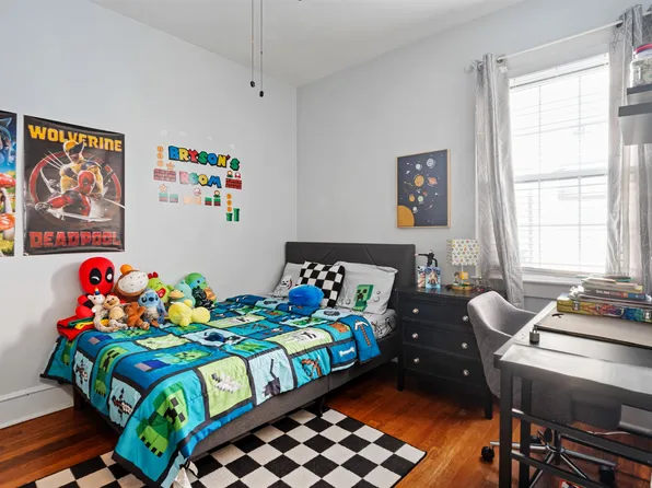 1041 Stonewall Lane image 44 of 48