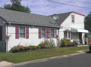 619 1st Ave, Croydon, PA 19021