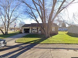 128 S Harrison Dr, Seymour, IN 47274