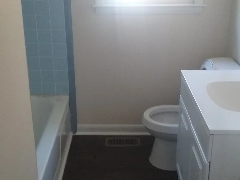 617 McLamb Dr — Photo 5