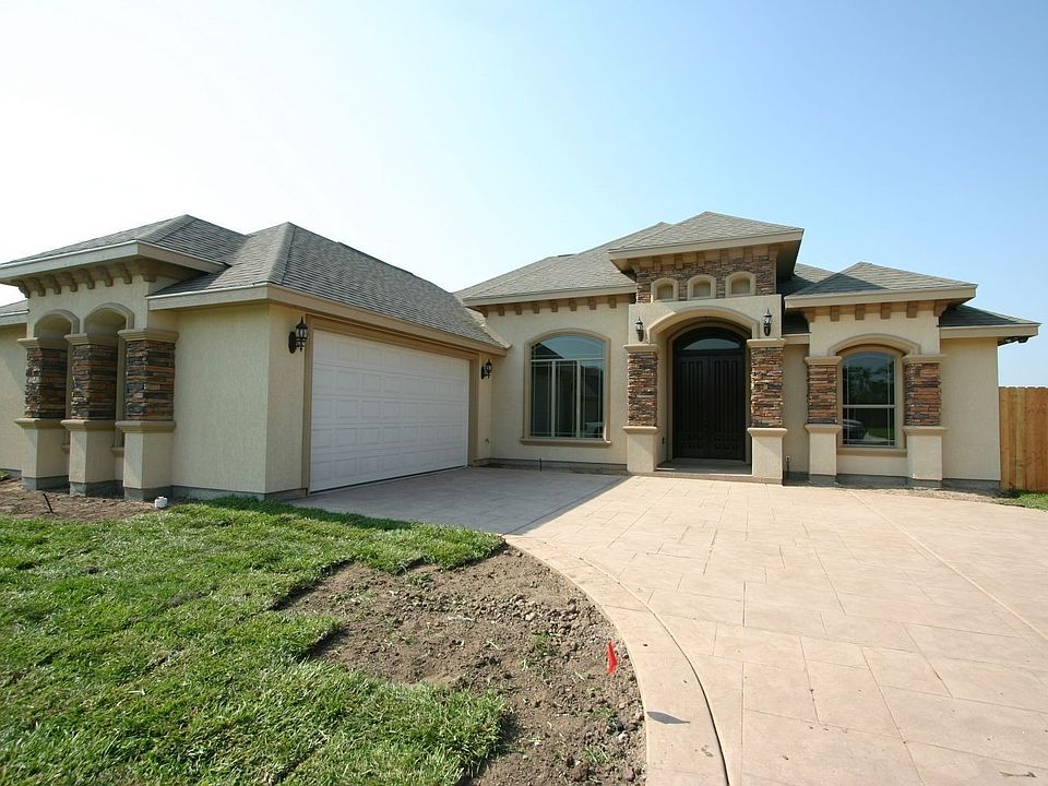 1st image of 806 W Daffodil Ave