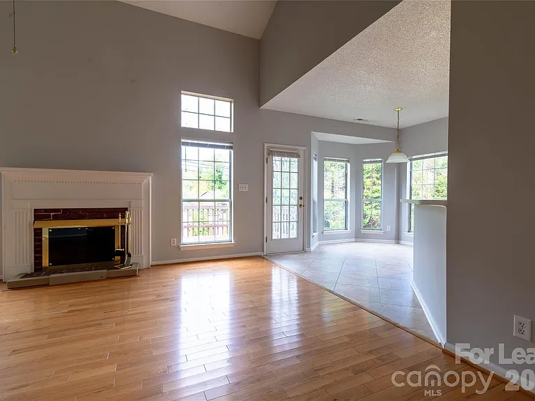 6138 Garamond Ct — Photo 12