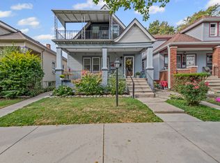 1011 Wayburn St #2, Grosse Pointe, MI 48230