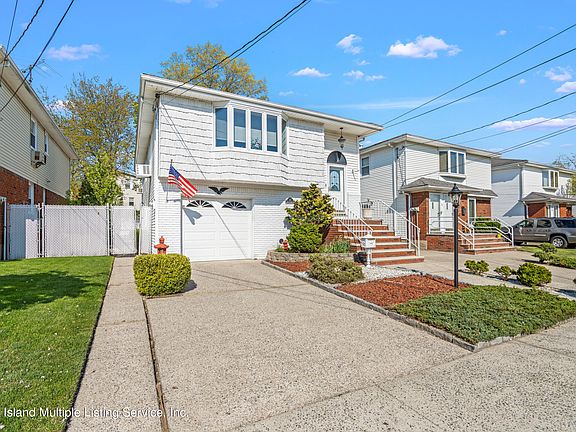 2nd image of 77 Kelvin Ave