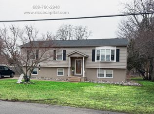 184 Tansboro Rd, Berlin, NJ 08009