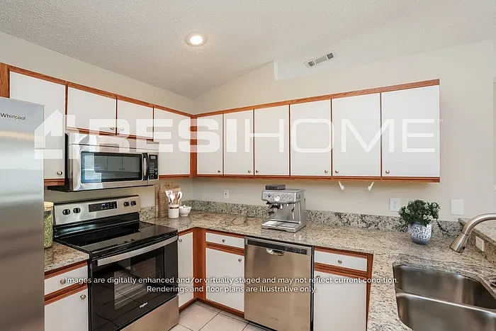 3 bed, 2.0 bath, 1260 sqft, $2,195 — Photo 2