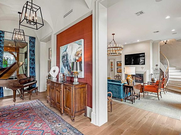 2nd image of 2020 Rouzan Ave