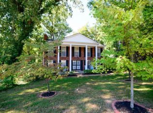 7405 Lanfair Dr, Spring Valley, KY 40241