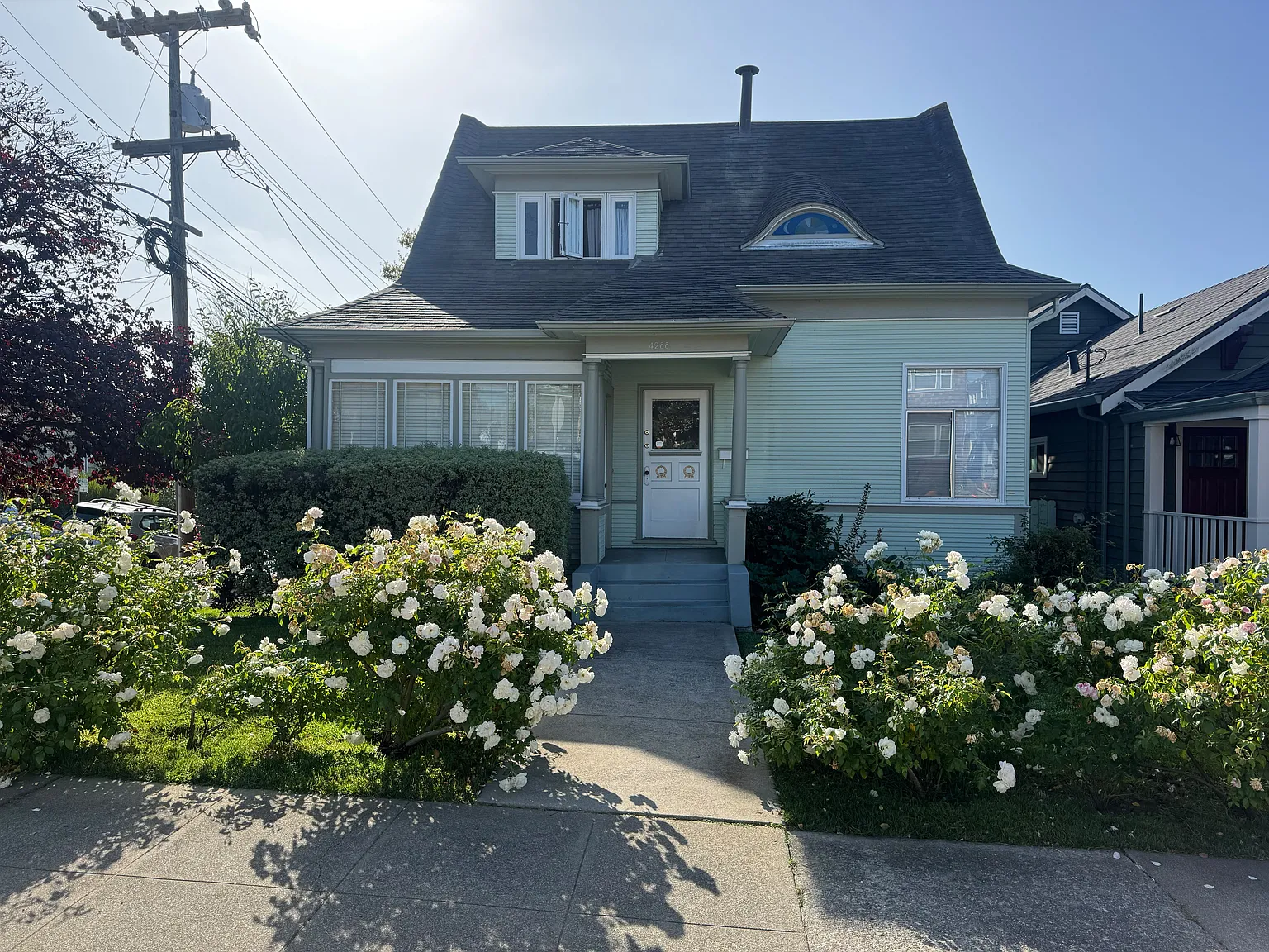 2 bed, $4,500 — Photo 1