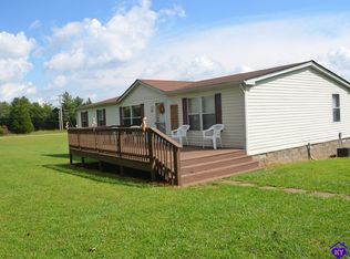 45 County Pond Rd, Vine Grove, KY 40175