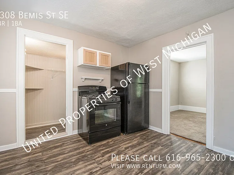 1308 Bemis St SE — Photo 12