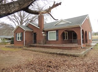 654 Walker Branch Rd, Lincolnton, NC 28092