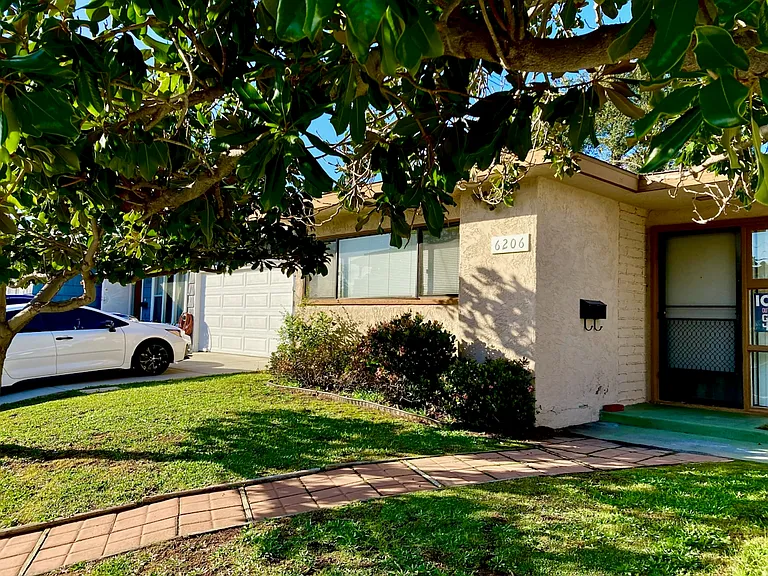 6206 Dorothy Dr — Photo 1