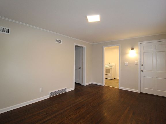 2nd image of 503 E Glendale St